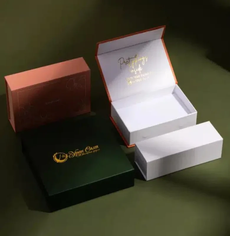 Custom Rigid Magnetic Closure Boxes